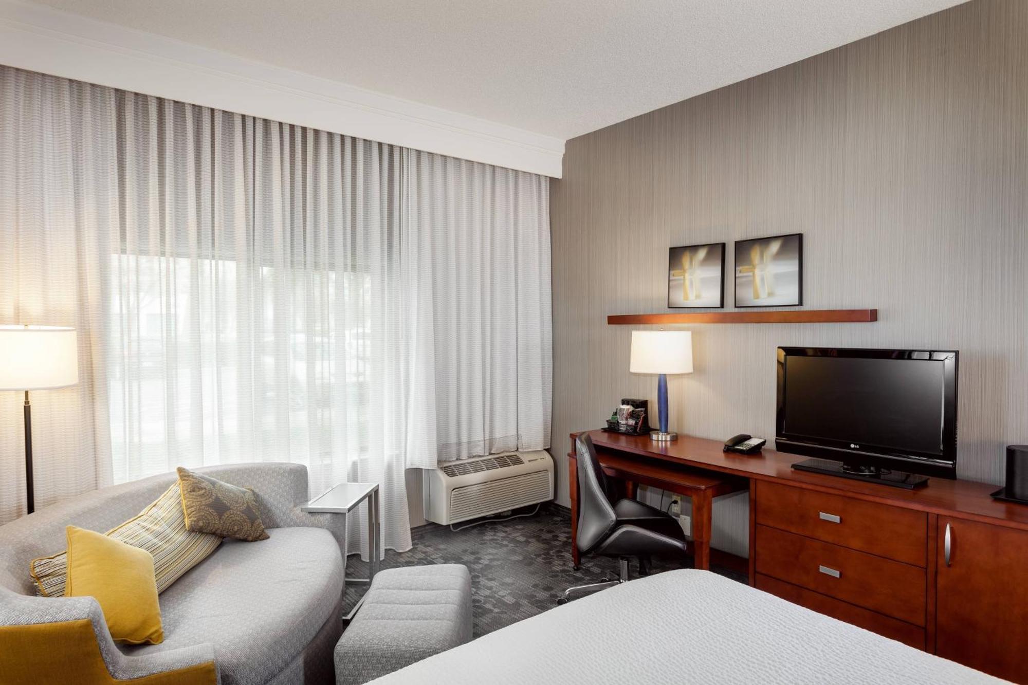 Courtyard By Marriott Stockton Hotel Luaran gambar