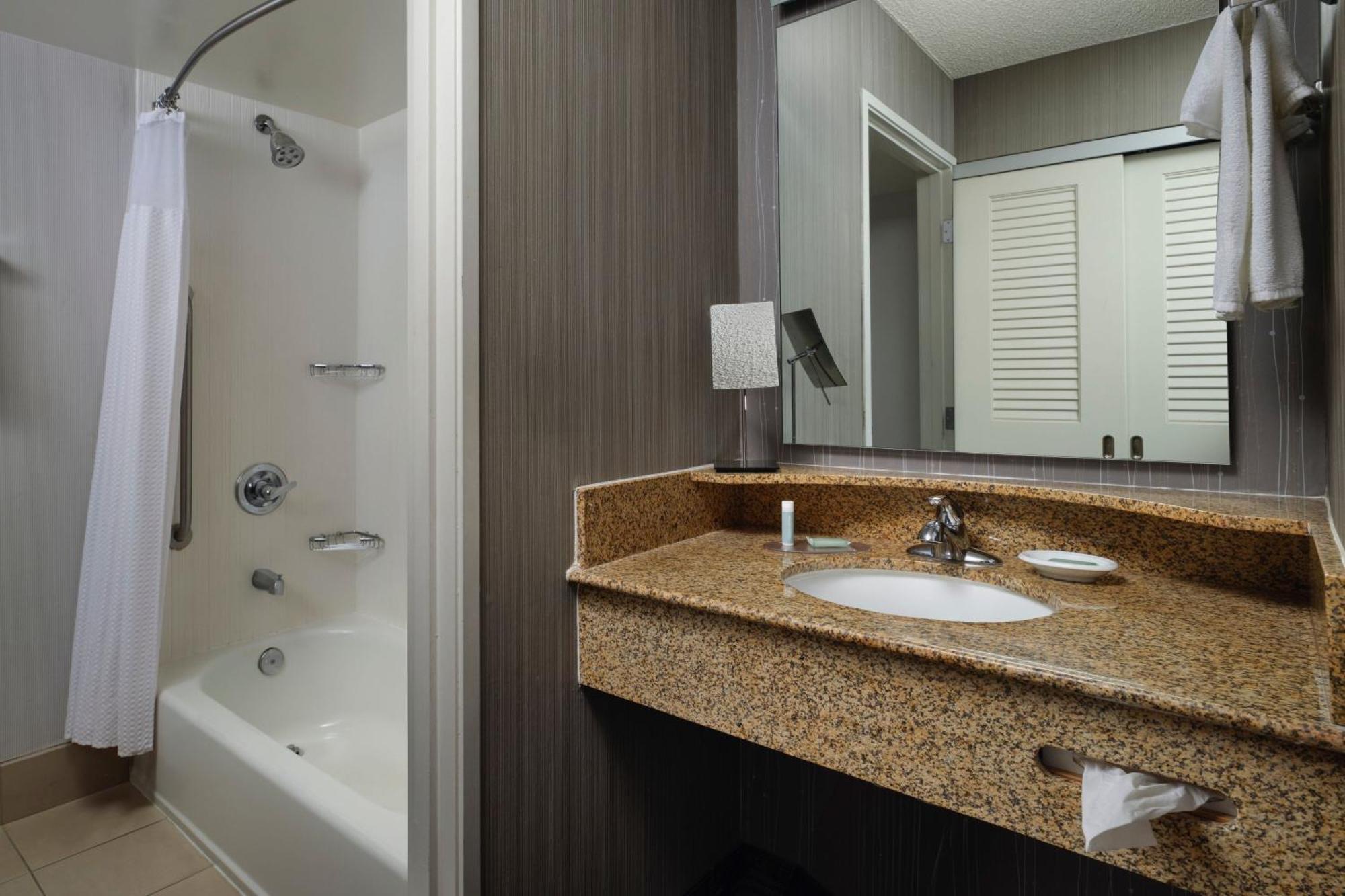 Courtyard By Marriott Stockton Hotel Luaran gambar