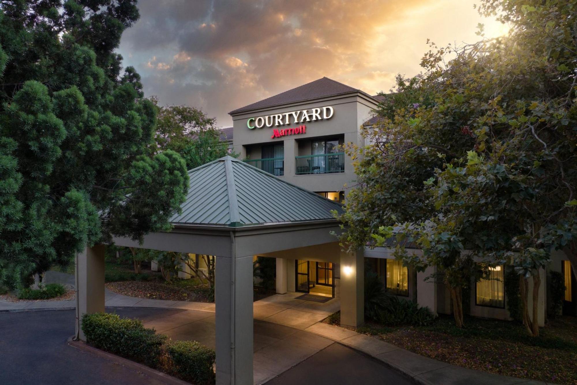 Courtyard By Marriott Stockton Hotel Luaran gambar