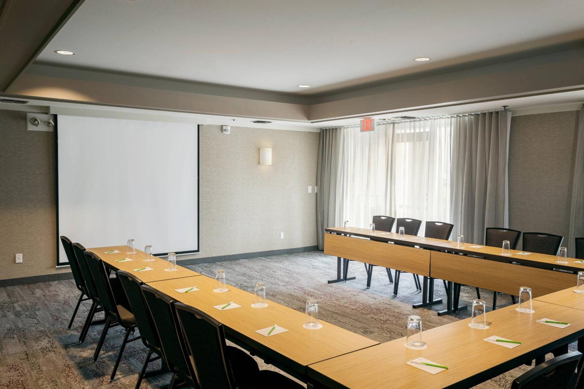 Courtyard By Marriott Stockton Hotel Luaran gambar