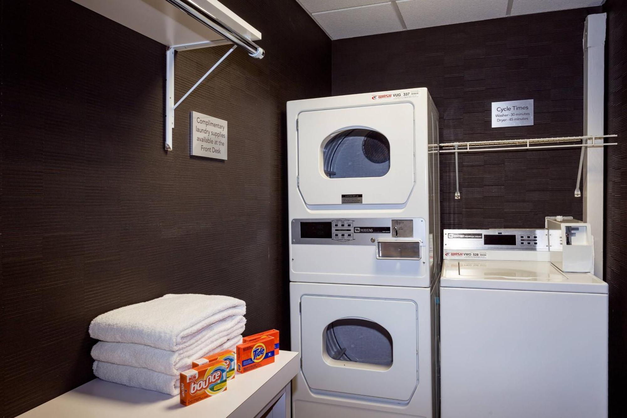 Courtyard By Marriott Stockton Hotel Luaran gambar