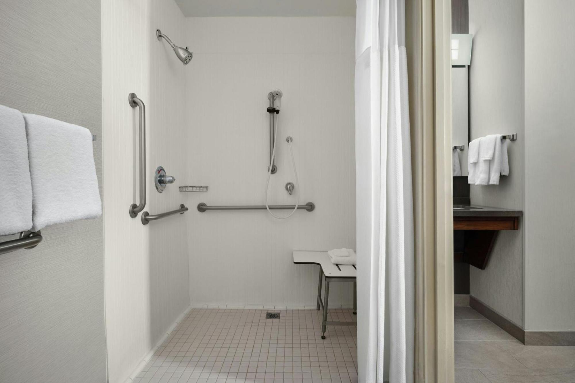 Courtyard By Marriott Stockton Hotel Luaran gambar