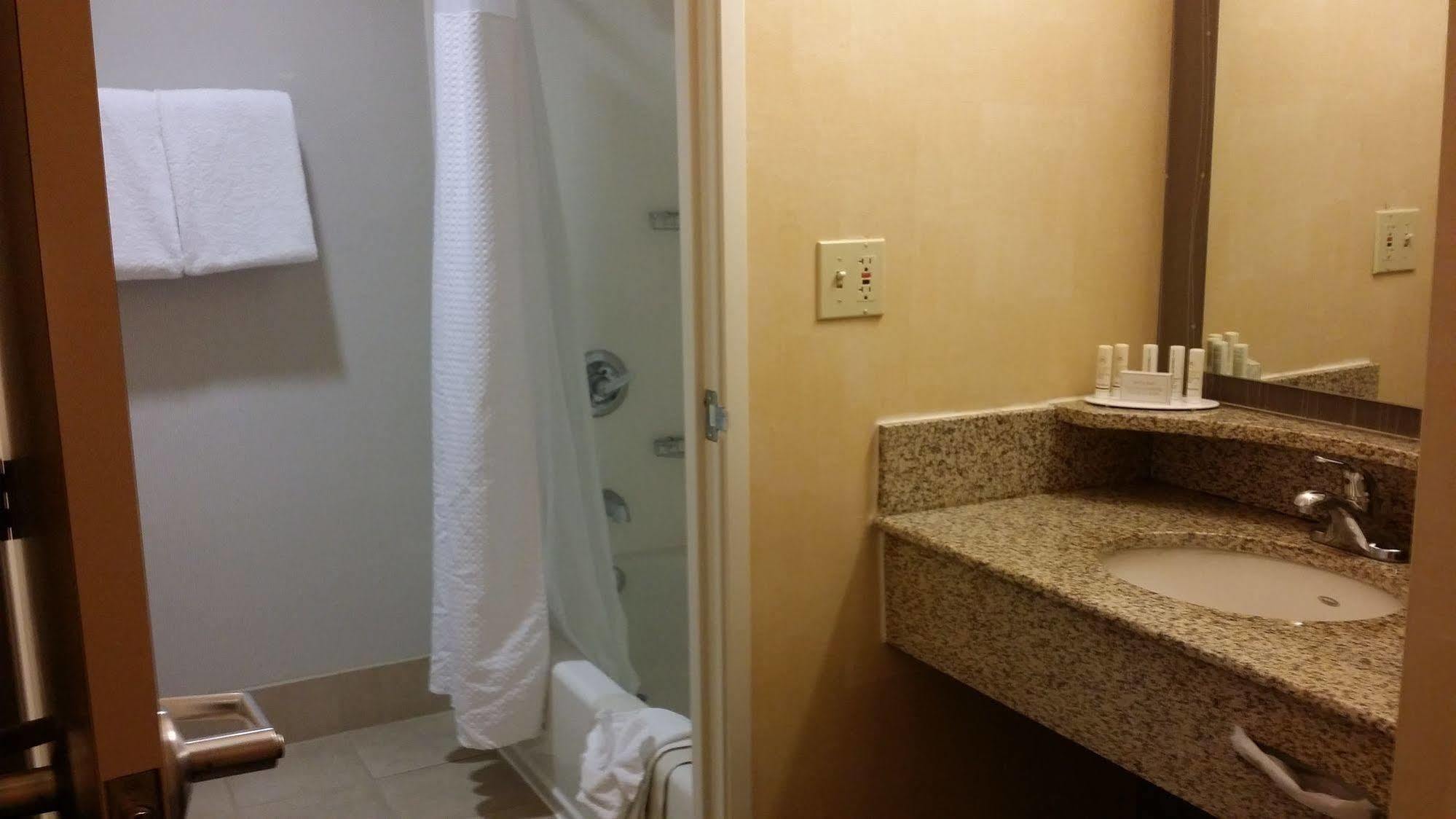 Courtyard By Marriott Stockton Hotel Luaran gambar